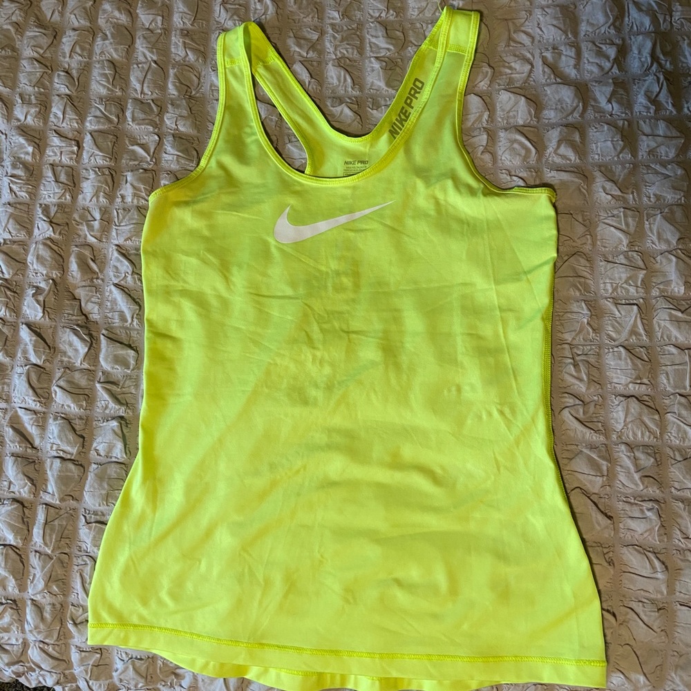 Nike women’s workout tank